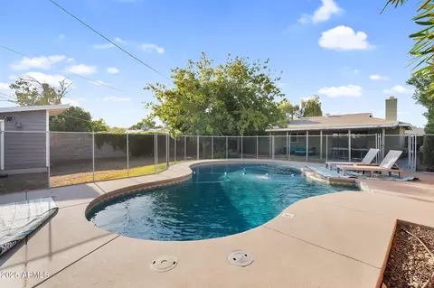 Exterior - 1035 E Pierson St, Phoenix, AZ 85014 photo 3 of 8
