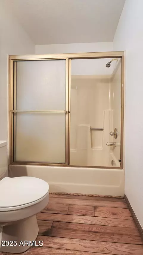 Bath - 5115 N Monte Vista Ln, Pine, AZ 85544 photo 2 of 5