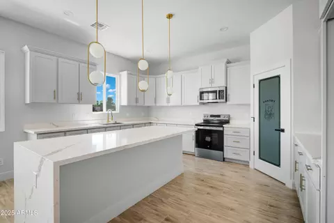 1253 N 362nd Ave, Tonopah, AZ 85354