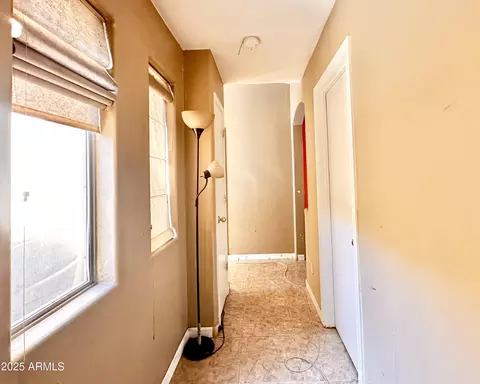 Entry Way - 2202 S 82nd Ave, Phoenix, AZ 85043 photo 3 of 3