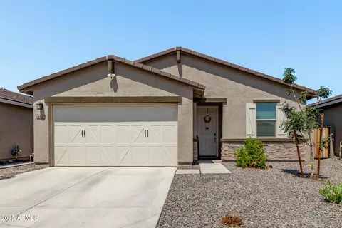 6912 W Beth Dr, Laveen, AZ 85339
