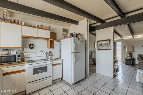 1023 E Bethany Home Rd, Phoenix, AZ 85014 photo 12