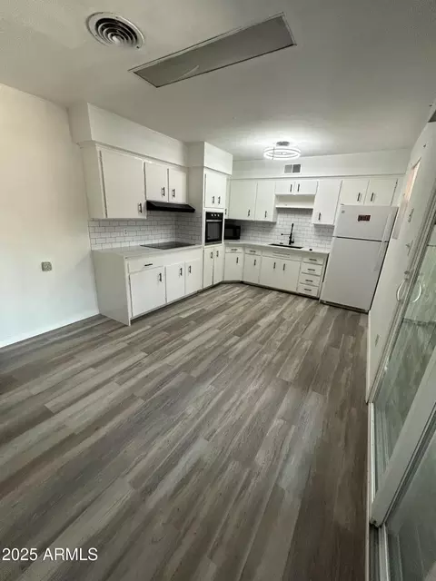 3531 W Diana Ave, Phoenix, AZ 85051