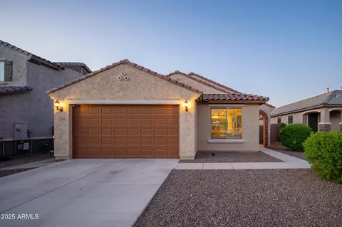 7086 W Spur Dr, Peoria, AZ 85383