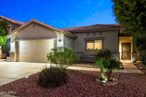 2715 E Fawn Dr, Phoenix, AZ 85042