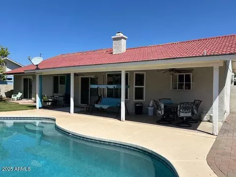 521 Encinas Ave, Gilbert, AZ 85234 photo 4