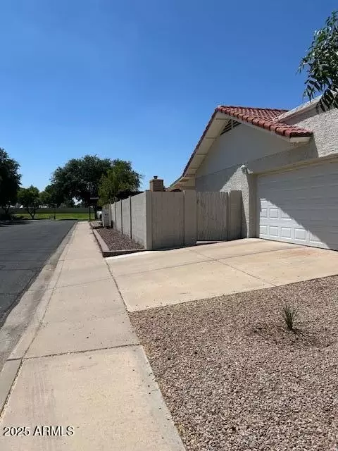 521 Encinas Ave, Gilbert, AZ 85234 photo 21