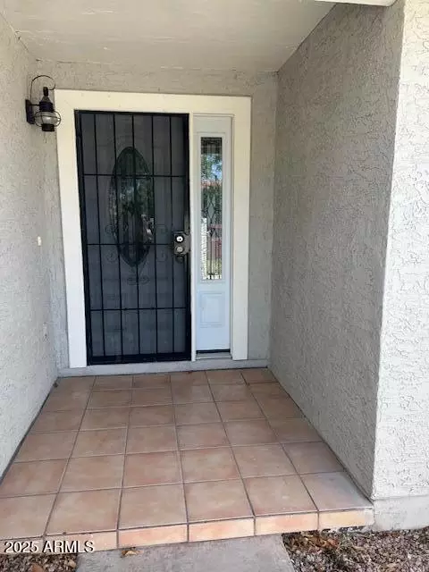 521 Encinas Ave, Gilbert, AZ 85234 photo 2