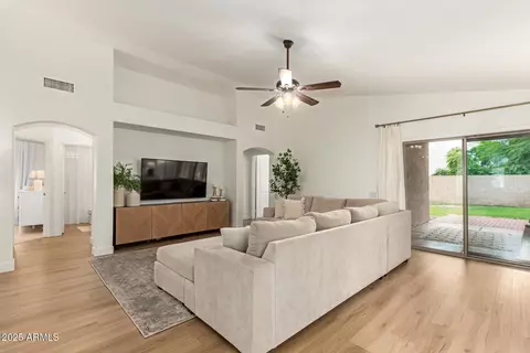 Living - 8549 E Monte Ave, Mesa, AZ 85209 photo 2 of 4
