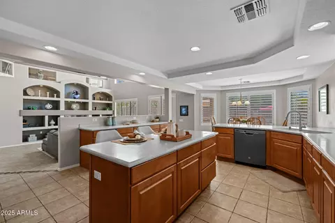 Kitchen - 7560 E Leland Cir, Mesa, AZ 85207 photo 3 of 4