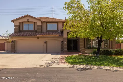 Exterior - 7560 E Leland Cir, Mesa, AZ 85207 photo 6 of 13