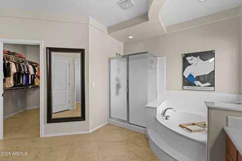 Bath - 7560 E Leland Cir, Mesa, AZ 85207 photo 2 of 6
