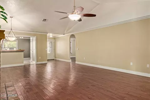 Living - 1225 E Laurel Ave, Gilbert, AZ 85234 photo 3 of 4