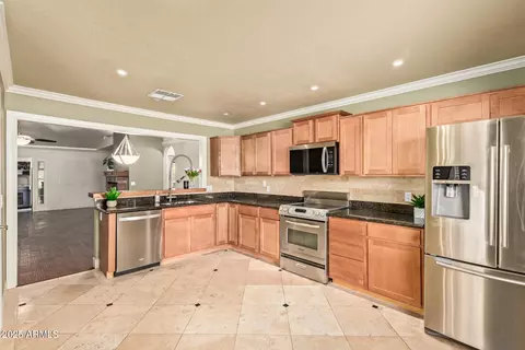 Kitchen - 1225 E Laurel Ave, Gilbert, AZ 85234 photo 2 of 2