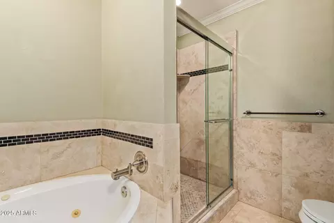Bath - 1225 E Laurel Ave, Gilbert, AZ 85234 photo 2 of 4