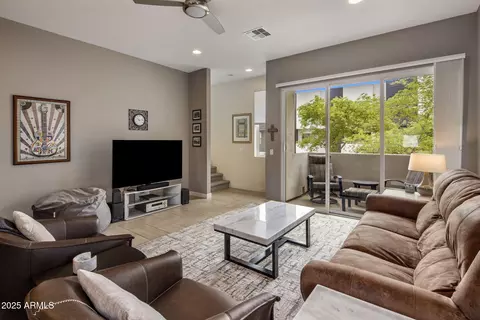 325 E Coronado Rd #19, Phoenix, AZ 85004