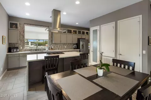 Kitchen - 325 E Coronado Rd #19, Phoenix, AZ 85004 photo 1 of 2