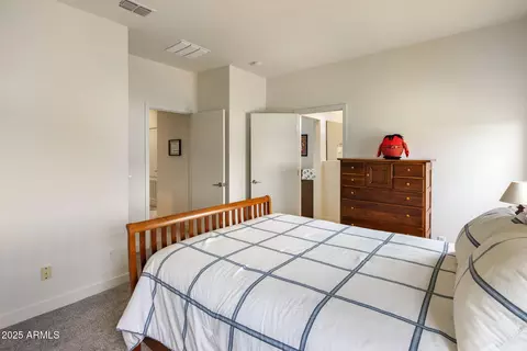Bedroom - 325 E Coronado Rd #19, Phoenix, AZ 85004 photo 3 of 4