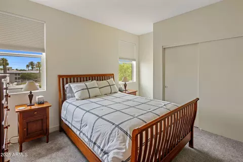 Bedroom - 325 E Coronado Rd #19, Phoenix, AZ 85004 photo 4 of 4