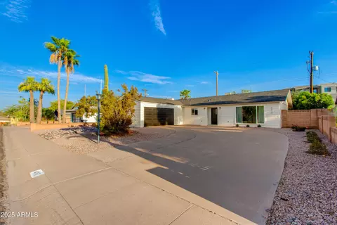 6537 E Palm Ln, Scottsdale, AZ 85257