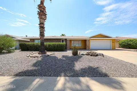 19838 N Pine Springs Dr, Sun City, AZ 85373
