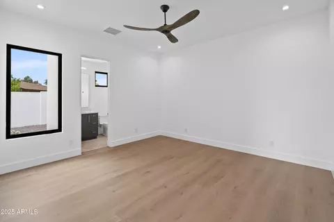Bedroom - 5538 E Lafayette Blvd, Phoenix, AZ 85018 photo 3 of 6