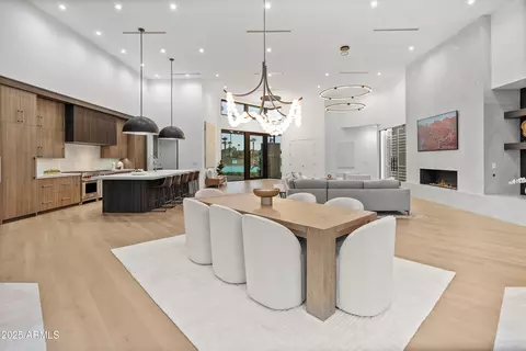 Dining - 5538 E Lafayette Blvd, Phoenix, AZ 85018 photo 2 of 2