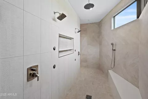 Bath - 5538 E Lafayette Blvd, Phoenix, AZ 85018 photo 3 of 8
