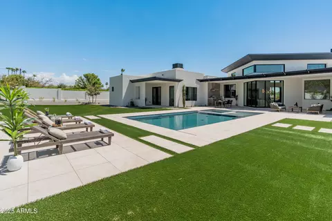 Exterior - 5538 E Lafayette Blvd, Phoenix, AZ 85018 photo 12 of 13