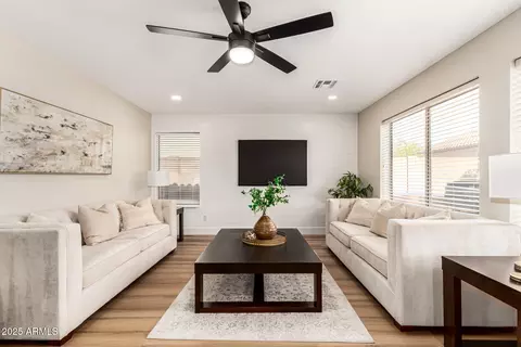 3033 E Millbrae Ln, Gilbert, AZ 85234 photo 13