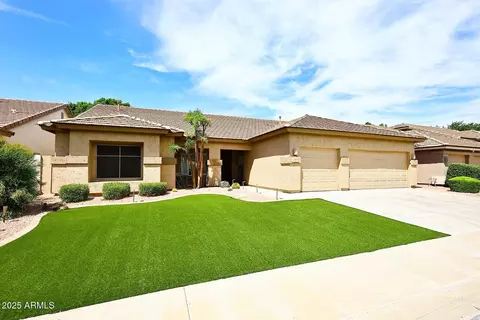 4918 E Michelle Dr, Scottsdale, AZ 85254