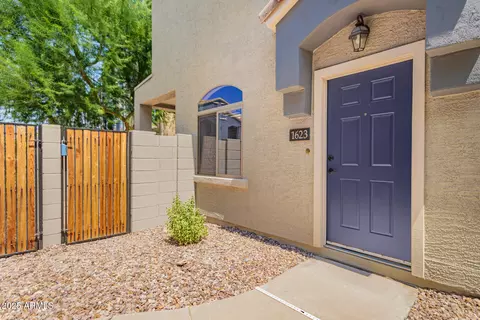 2402 E 5th St #1623, Tempe, AZ 85281