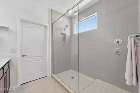Bath - 10123 E Wavelength Ave, Mesa, AZ 85212 photo 1 of 6