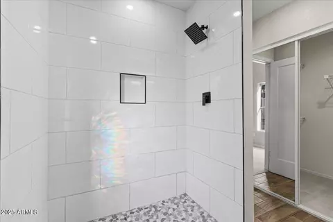Bath - 1736 E Bluefield Ave, Phoenix, AZ 85022 photo 3 of 3