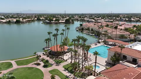 View/Area - 1633 E Lakeside Dr #156, Gilbert, AZ 85234 photo 3 of 4