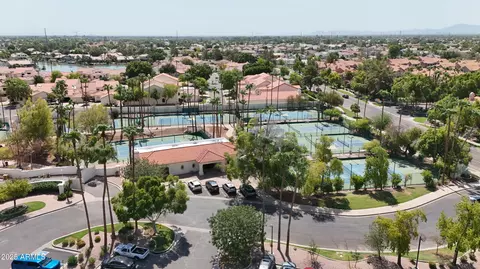 View/Area - 1633 E Lakeside Dr #156, Gilbert, AZ 85234 photo 4 of 4