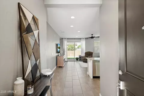 2647 S Prospector Point Rd, Apache Junction, AZ 85119