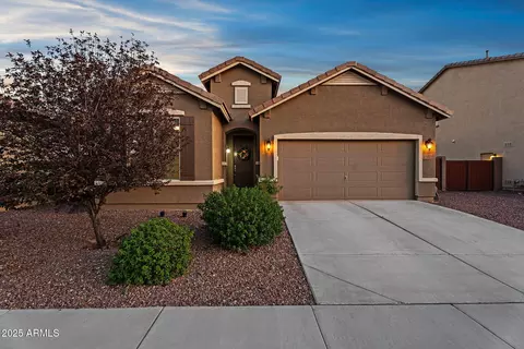 2327 W Farrier Way, San Tan Valley, AZ 85142
