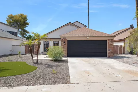 809 E Gila Ln, Chandler, AZ 85225