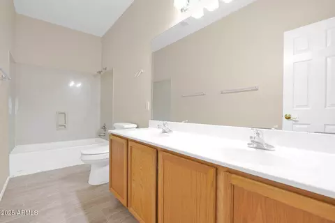 Bath - 1446 S Corrine Dr, Gilbert, AZ 85296 photo 1 of 4
