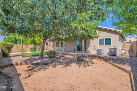 Exterior - 1446 S Corrine Dr, Gilbert, AZ 85296 photo 9 of 12