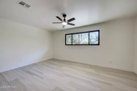 3409 E Mercer Ln, Phoenix, AZ 85028 photo 13