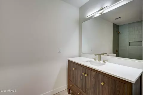 3409 E Mercer Ln, Phoenix, AZ 85028 photo 16