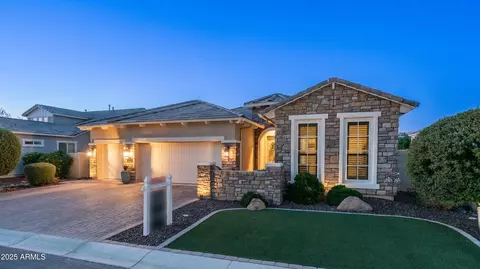 4518 E Fountain St, Mesa, AZ 85205