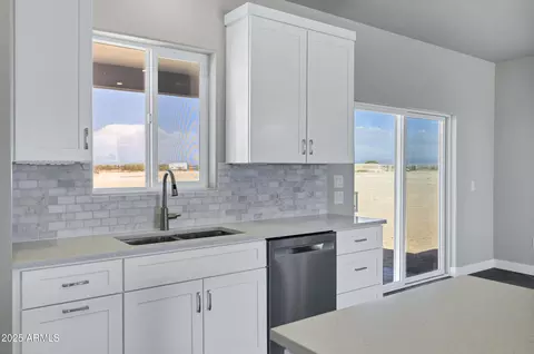 10902 E Angus Ln, Coolidge, AZ 85128 photo 12