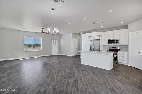 10902 E Angus Ln, Coolidge, AZ 85128 photo 5