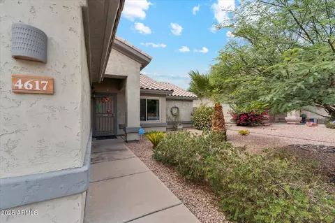 4617 E Summerhaven Dr, Phoenix, AZ 85044 photo 4