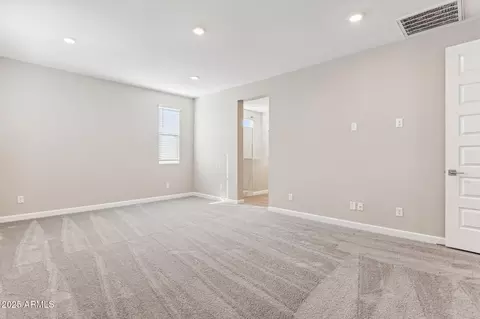 5823 E Covey Ln, Phoenix, AZ 85054 photo 12