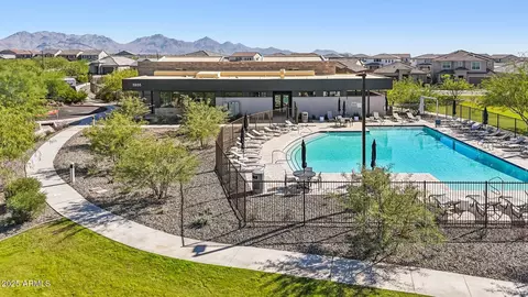 5823 E Covey Ln, Phoenix, AZ 85054 photo 51