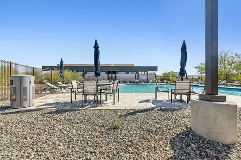 5823 E Covey Ln, Phoenix, AZ 85054 photo 47